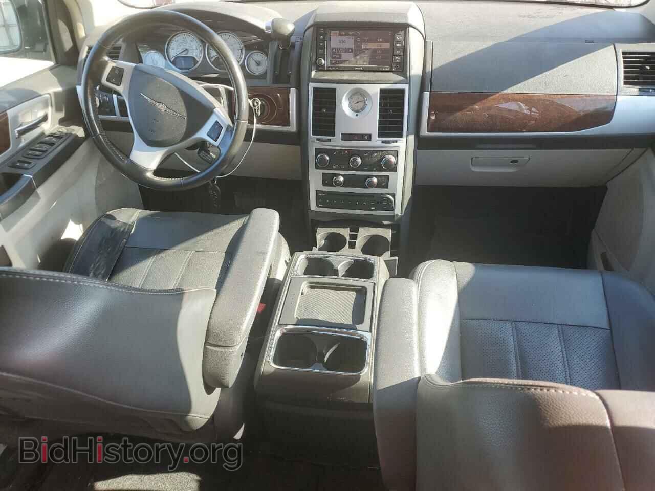 2009 CHRYSLER MINIVAN - VIN: 2A8HR54199R661238 - Фото 8