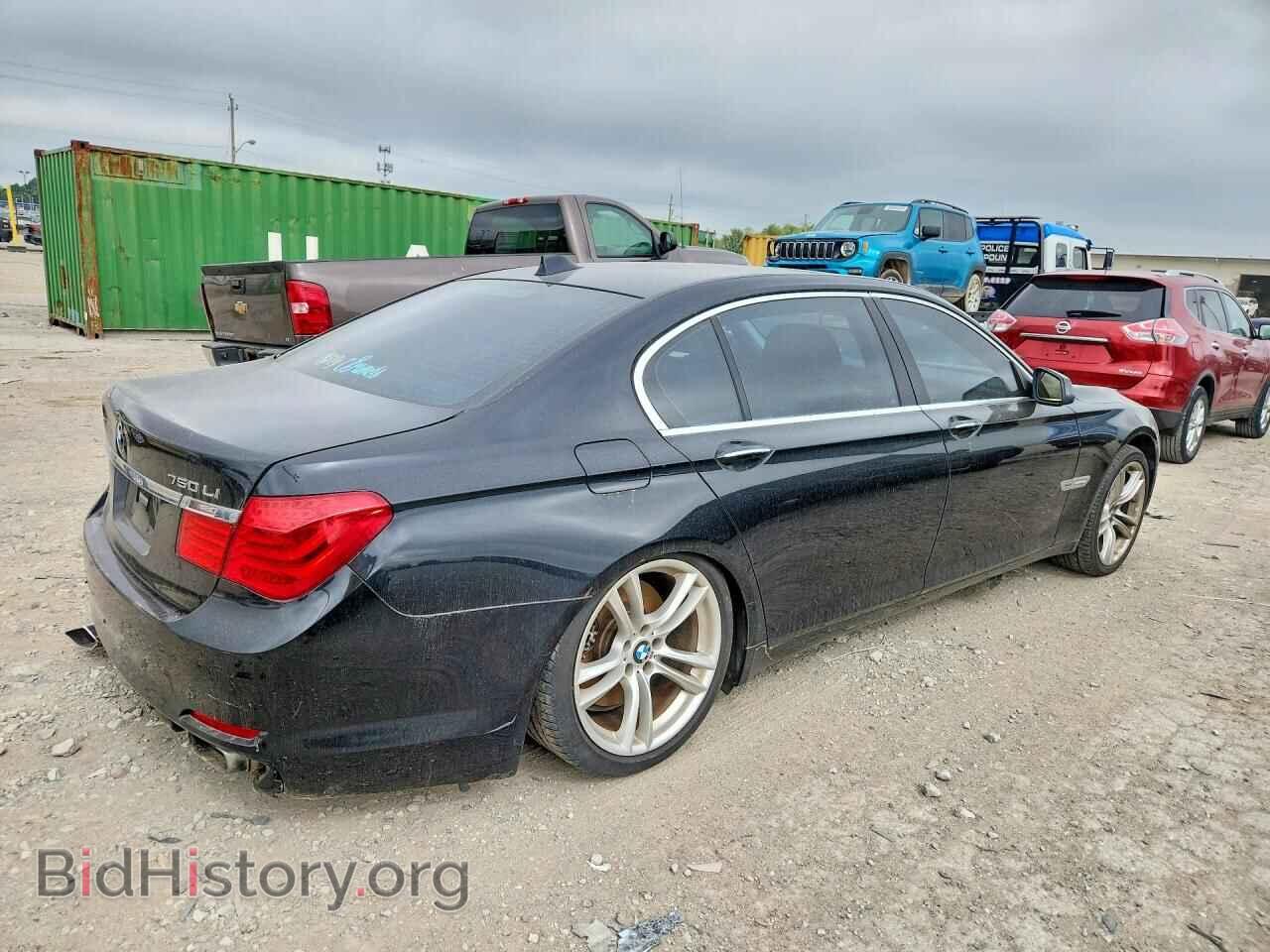 2011 BMW 7 SERIES - VIN: WBAKC8C57BC434422 - Фото 3