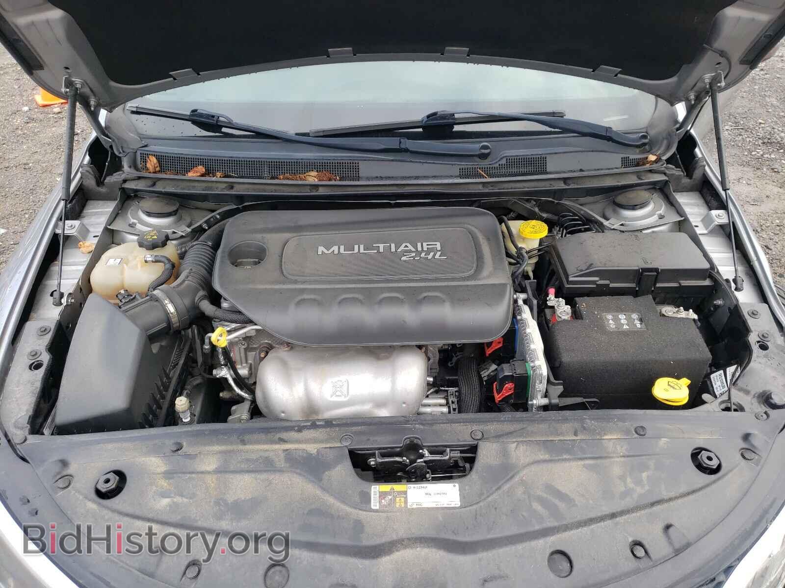 2016 CHRYSLER 200 - VIN: 1C3CCCAB2GN163952 - Фото 7