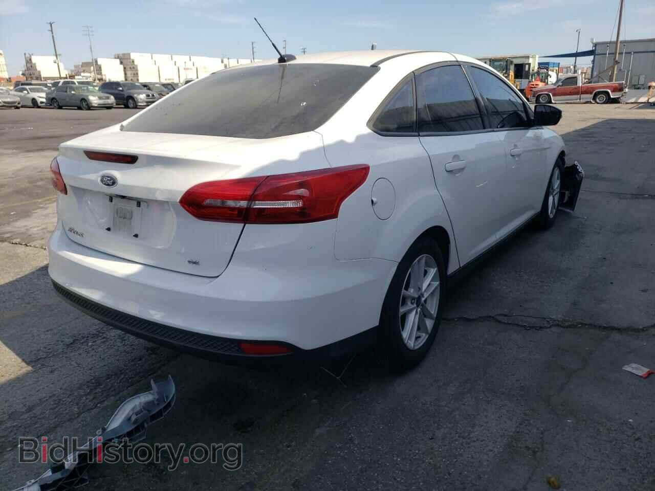 2017 FORD FOCUS - VIN: 1FADP3F2XHL334480 - Photo 4