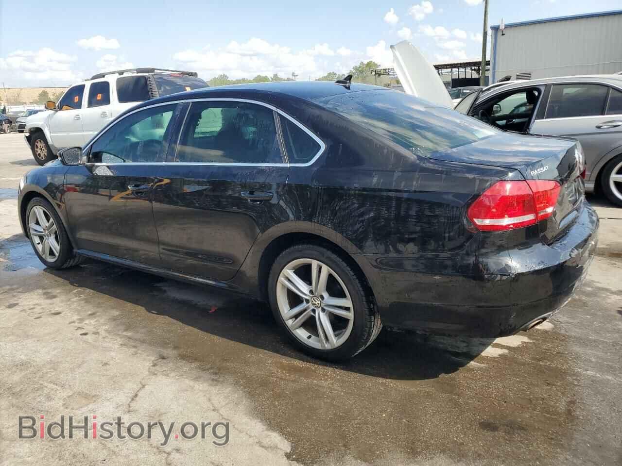 2014 VOLKSWAGEN PASSAT - VIN: 1VWBP7A32EC002003 - Фото 2