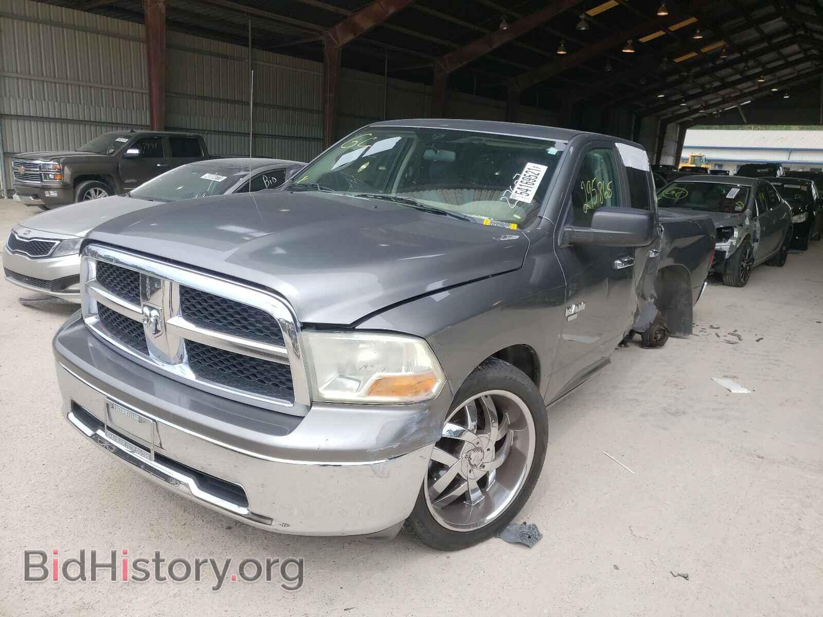 2010 DODGE RAM 1500 - VIN: 1D7RB1GP7AS101588 - Фото 2