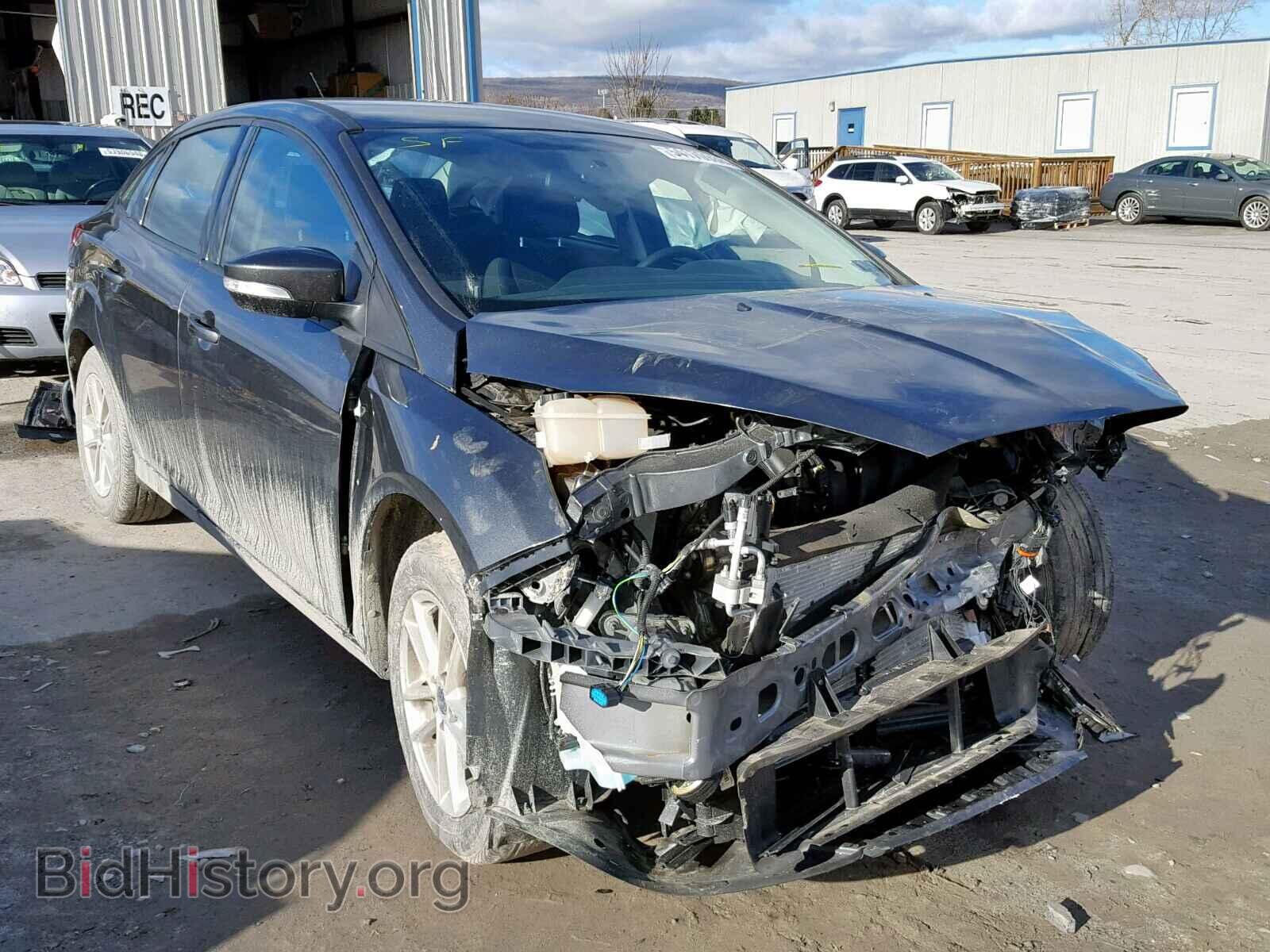 Photo 1FADP3F2XHL330669 - FORD FOCUS SE 2017