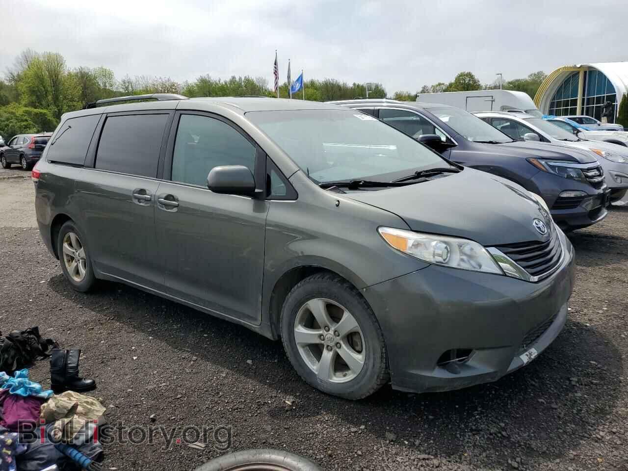 2011 TOYOTA All Models - VIN: 5TDKK3DC2BS009727 - Фото 4