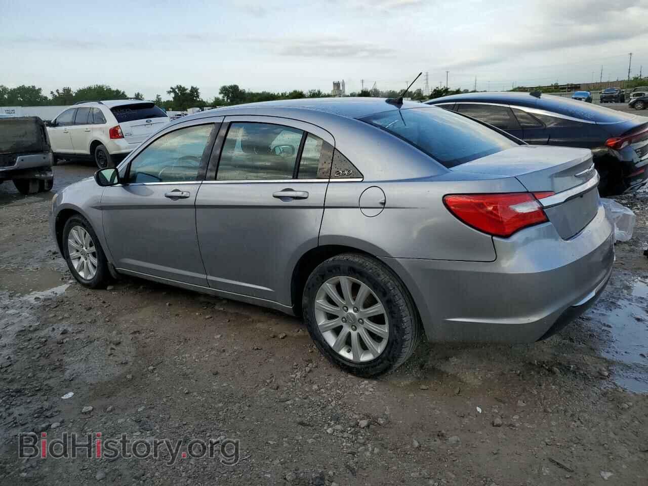 2013 CHRYSLER 200 - VIN: 1C3CCBBB9DN672909 - Photo 2