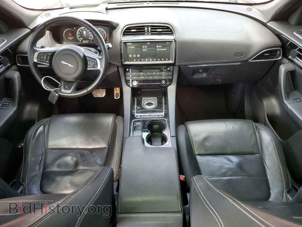 2017 JAGUAR F-PACE - VIN: SADCL2BV8HA892159 - Фото 8