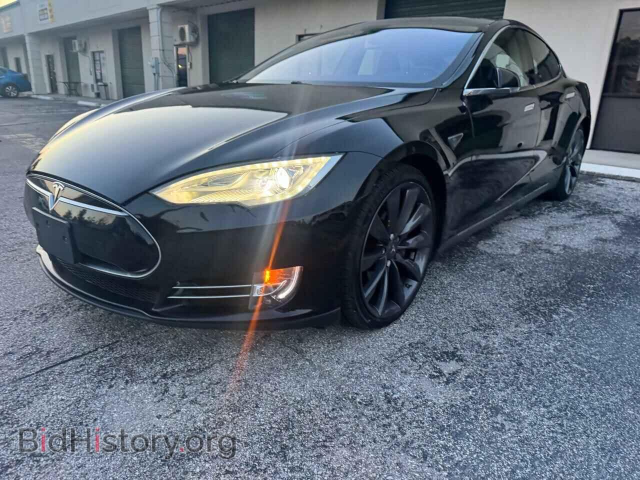 2014 TESLA MODEL S - VIN: 5YJSA1H10EFP49351 - Фото 2