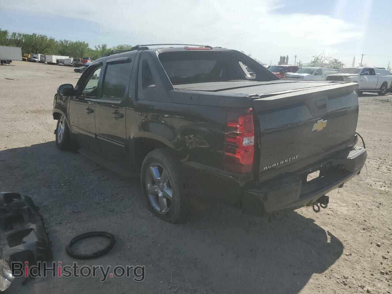2012 CHEVROLET AVALANCHE - VIN: 3GNTKFE76CG287593 - Фото 2