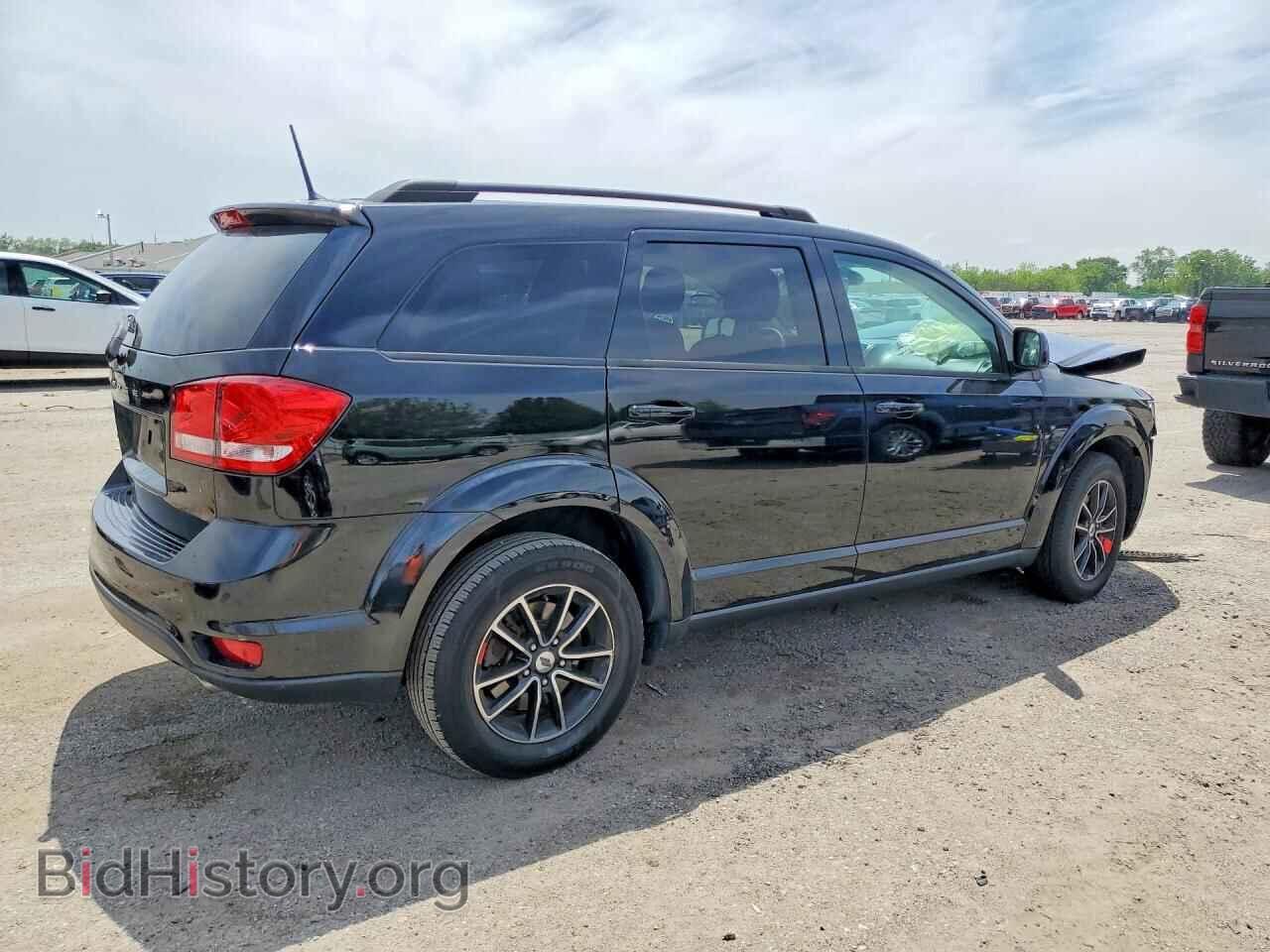 2018 DODGE JOURNEY - VIN: 3C4PDCBGXJT522752 - Фото 3