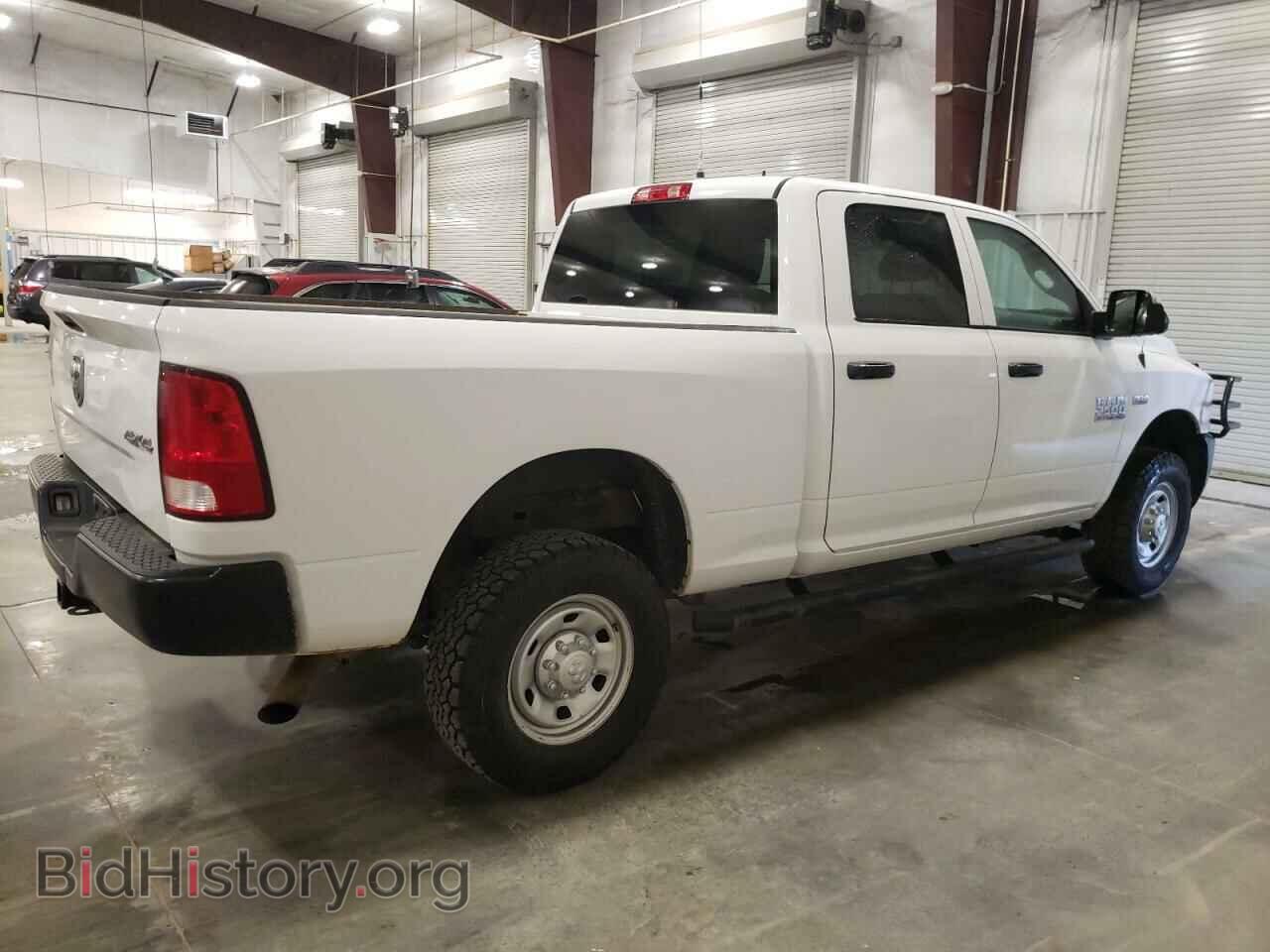 2018 RAM All Models - VIN: 3C6UR5CJXJG314607 - Photo 3