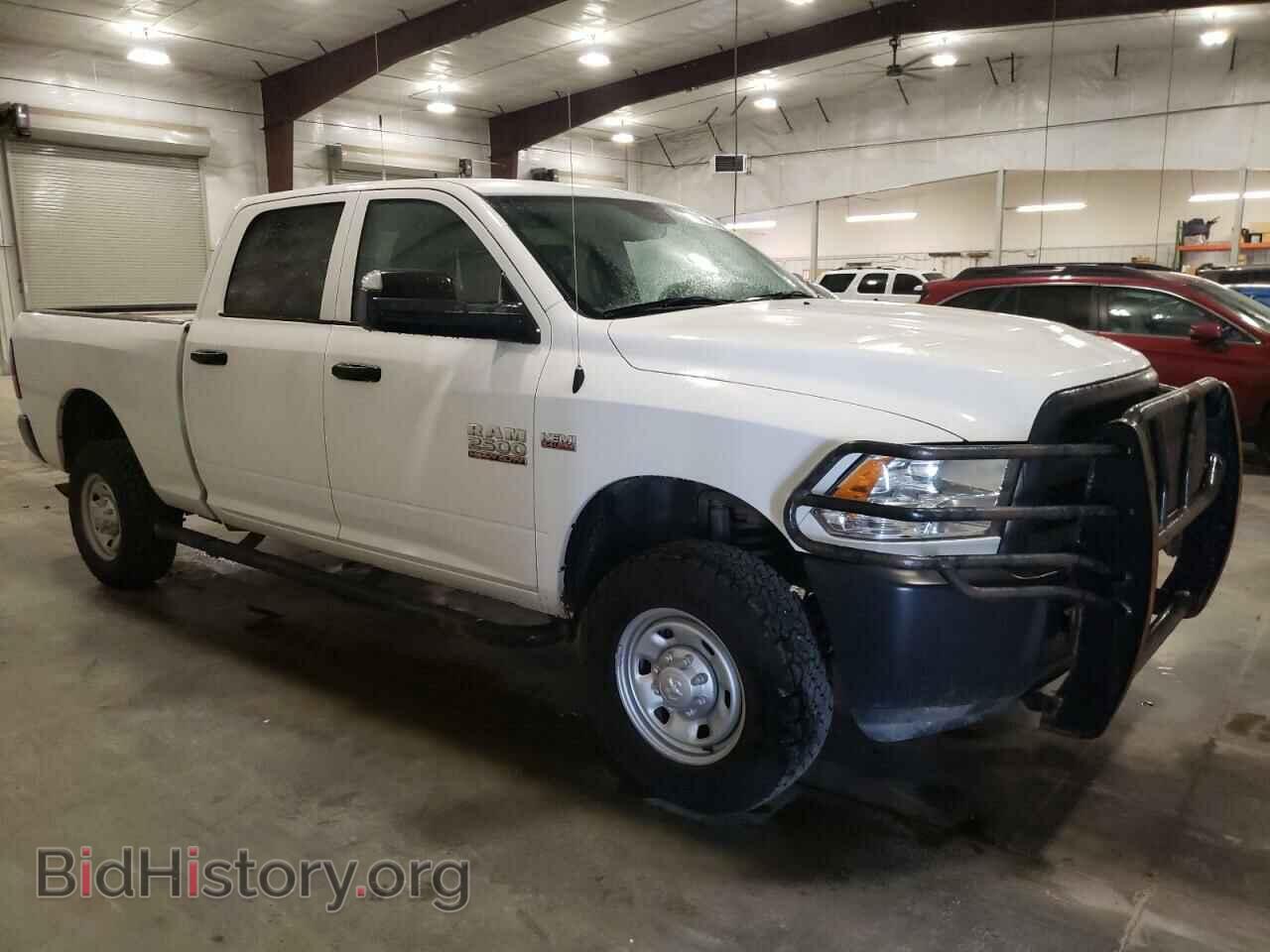 2018 RAM All Models - VIN: 3C6UR5CJXJG314607 - Photo 4