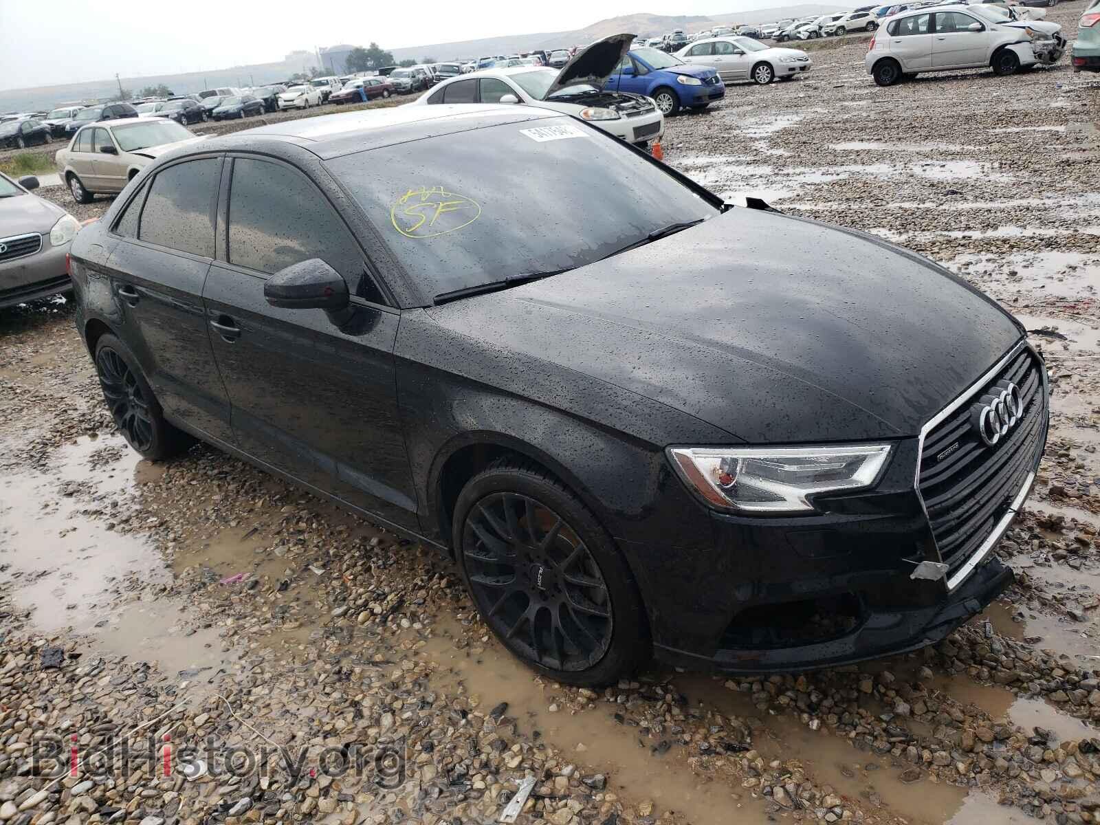 Фотография WAUB8GFF8H1006640 - AUDI A3 2017
