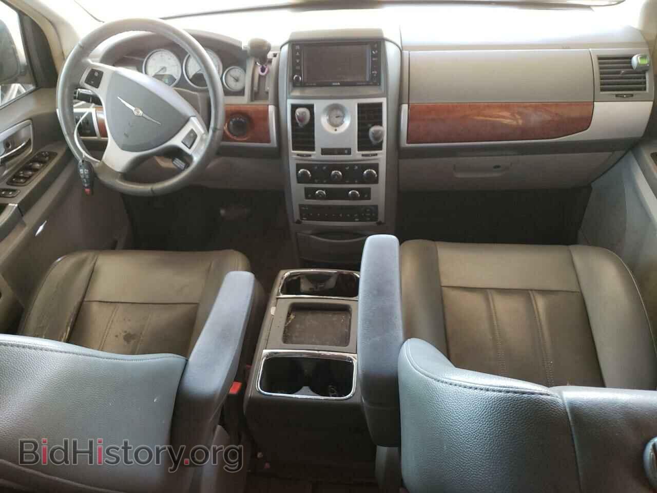 2009 CHRYSLER MINIVAN - VIN: 2A8HR54X29R590839 - Фото 8