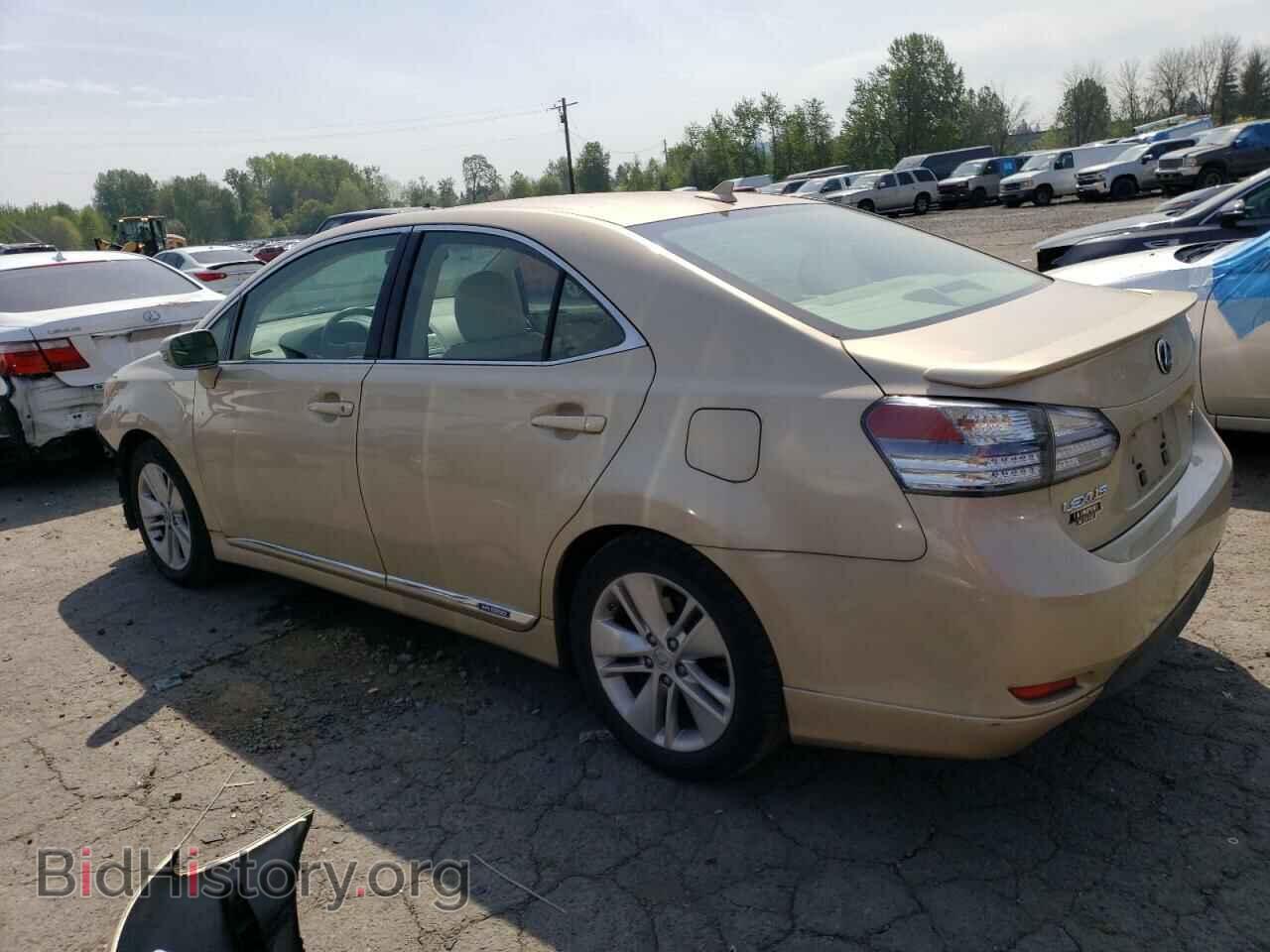 2010 LEXUS HS - VIN: JTHBB1BA5A2005620 - Photo 2
