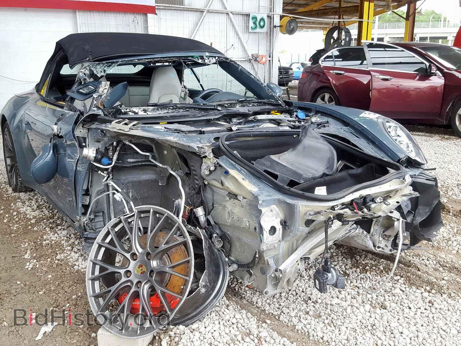 Фотография WP0CB2A94HS154792 - PORSCHE 911 2017