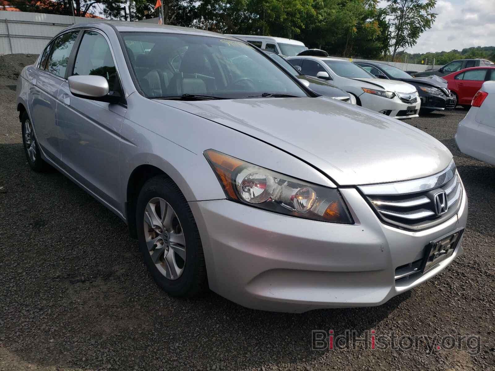 Photo 1HGCP2F65BA064162 - HONDA ACCORD 2011