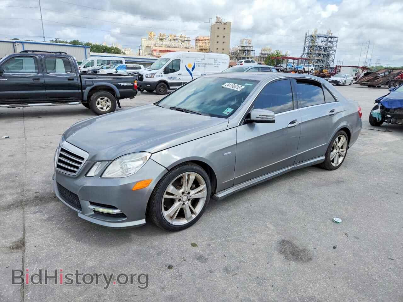 Photo WDDHF8JB3CA606154 - MERCEDES-BENZ E-CLASS 2012