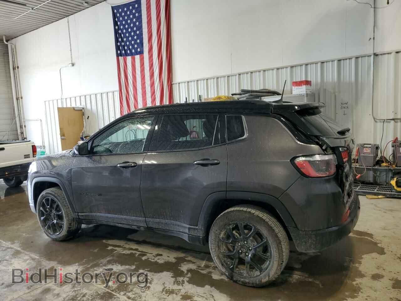 2022 JEEP COMPASS - VIN: 3C4NJDBB4NT222303 - Фото 2