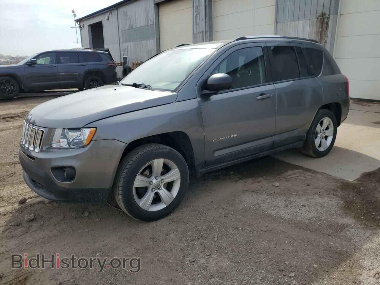 Photo 1J4NT1FA9BD285113 - JEEP COMPASS 2011