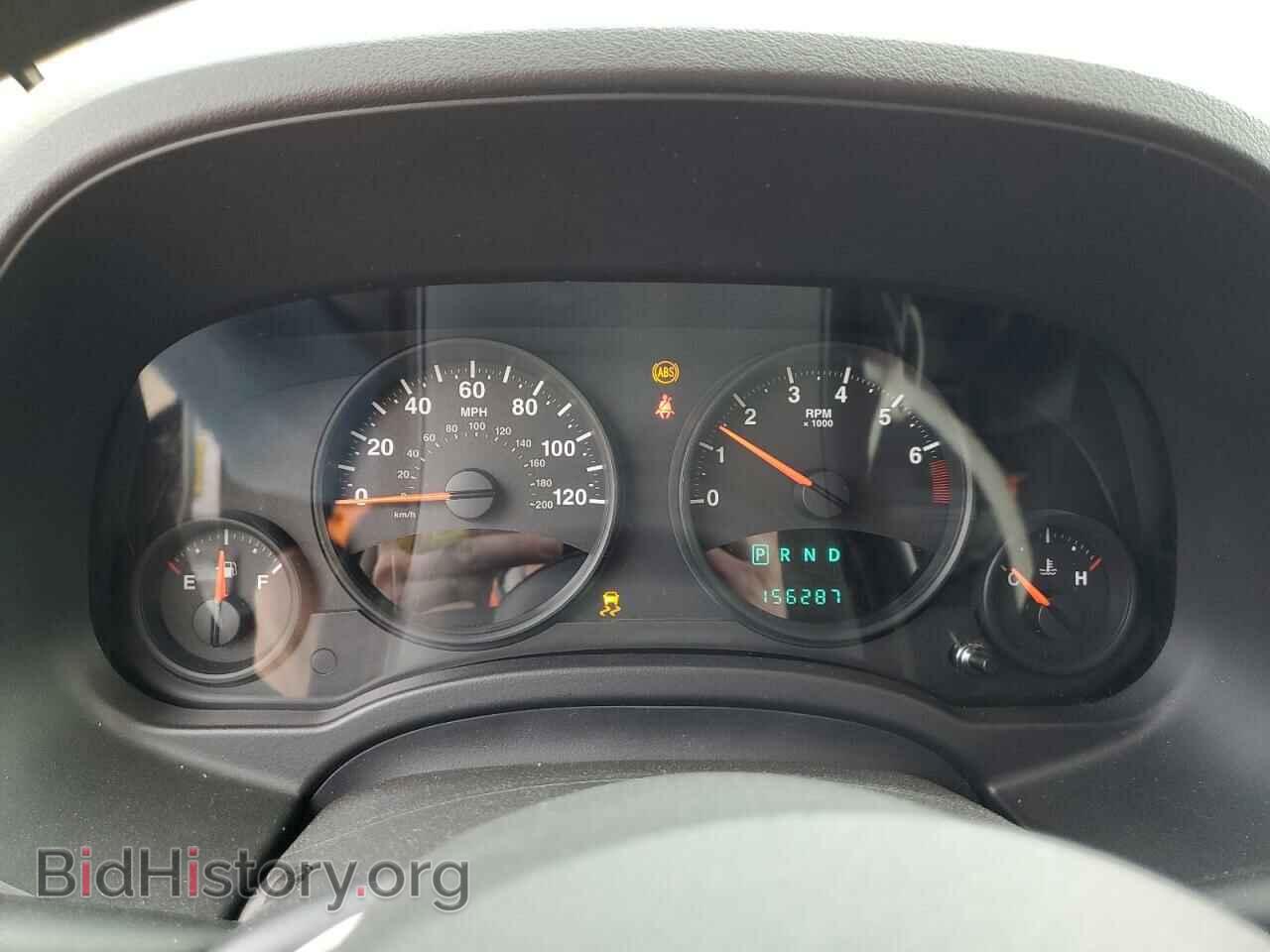 2011 JEEP COMPASS - VIN: 1J4NT1FA9BD285113 - Фото 9