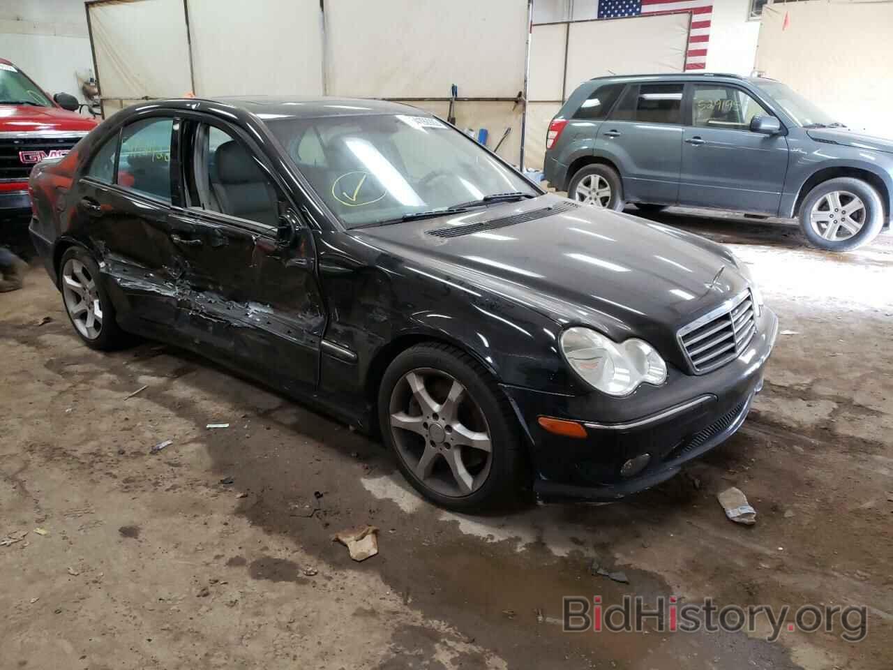 Photo WDBRF52H97E027277 - MERCEDES-BENZ C-CLASS 2007