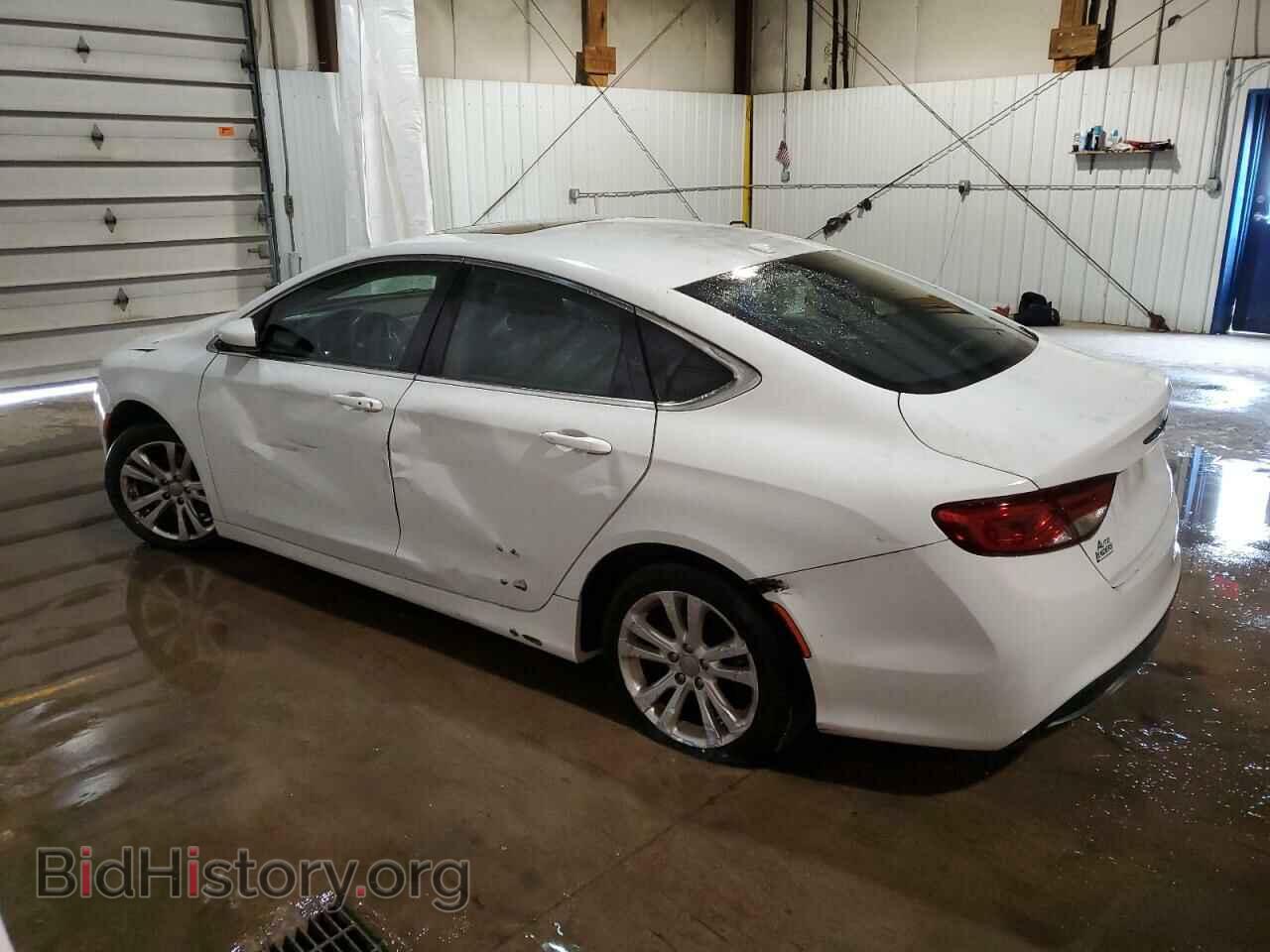 2015 CHRYSLER 200 - VIN: 1C3CCCAB5FN537792 - Фото 2