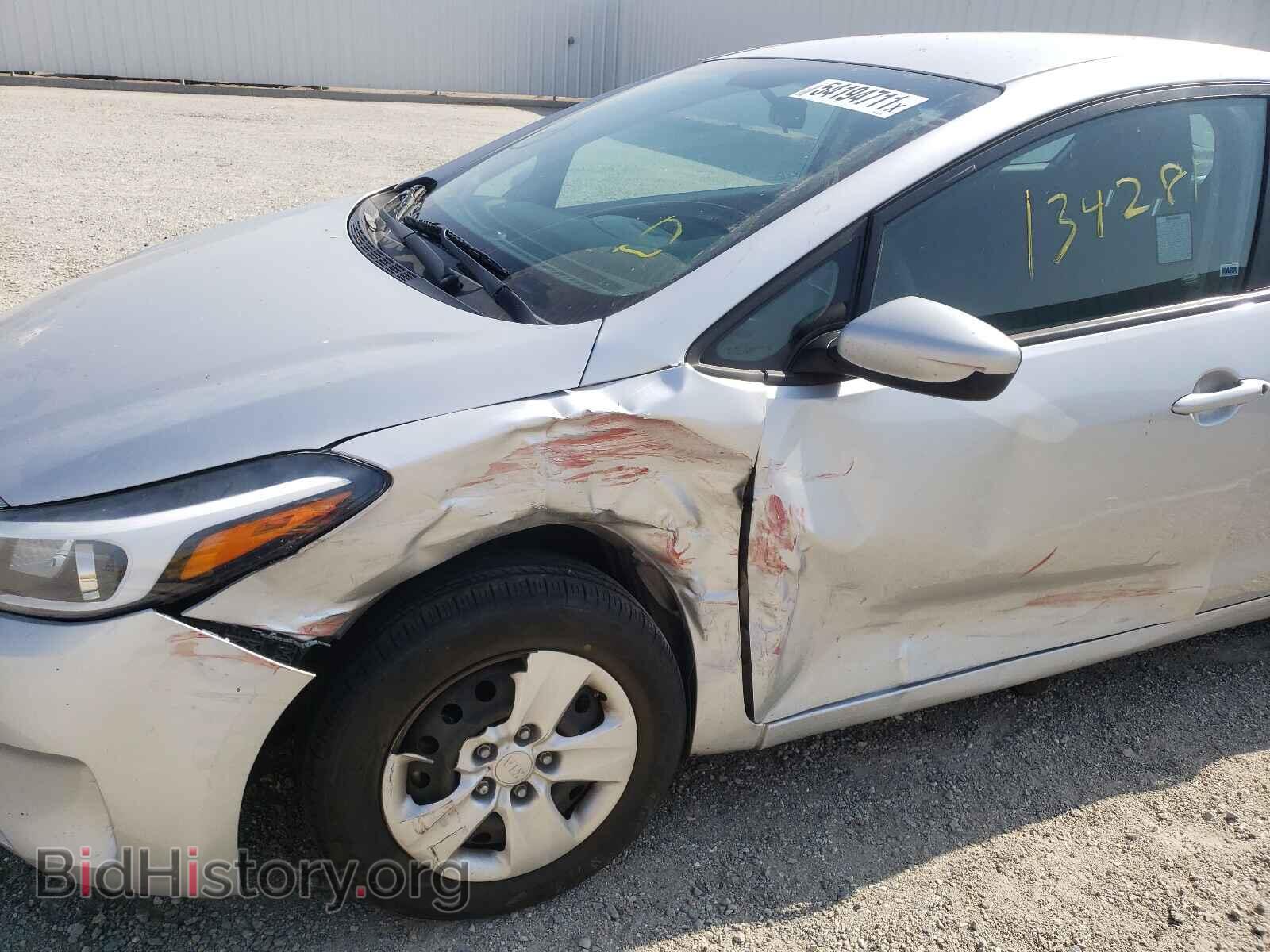 2017 KIA FORTE - VIN: 3KPFK4A78HE027778 - Фото 9
