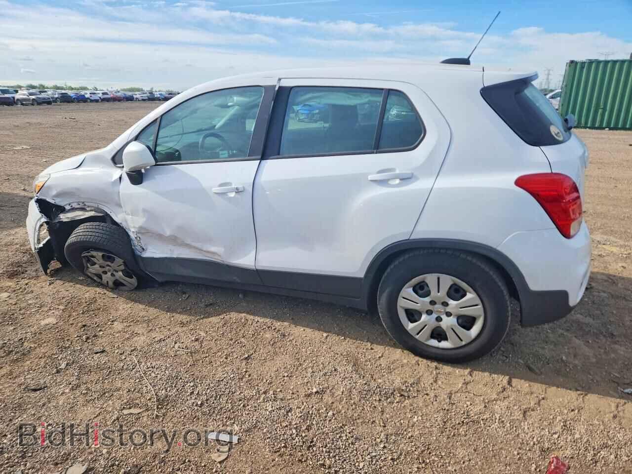 2017 CHEVROLET TRAX - VIN: 3GNCJKSB4HL284792 - Photo 2