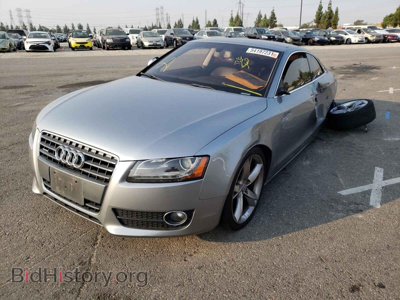 2011 AUDI A5 - VIN: WAULFAFR1BA011011 - Фото 2