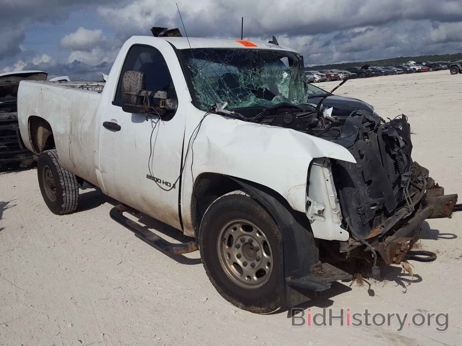 Photo 1GBHC24K68E129915 - CHEVROLET SILVERADO 2008