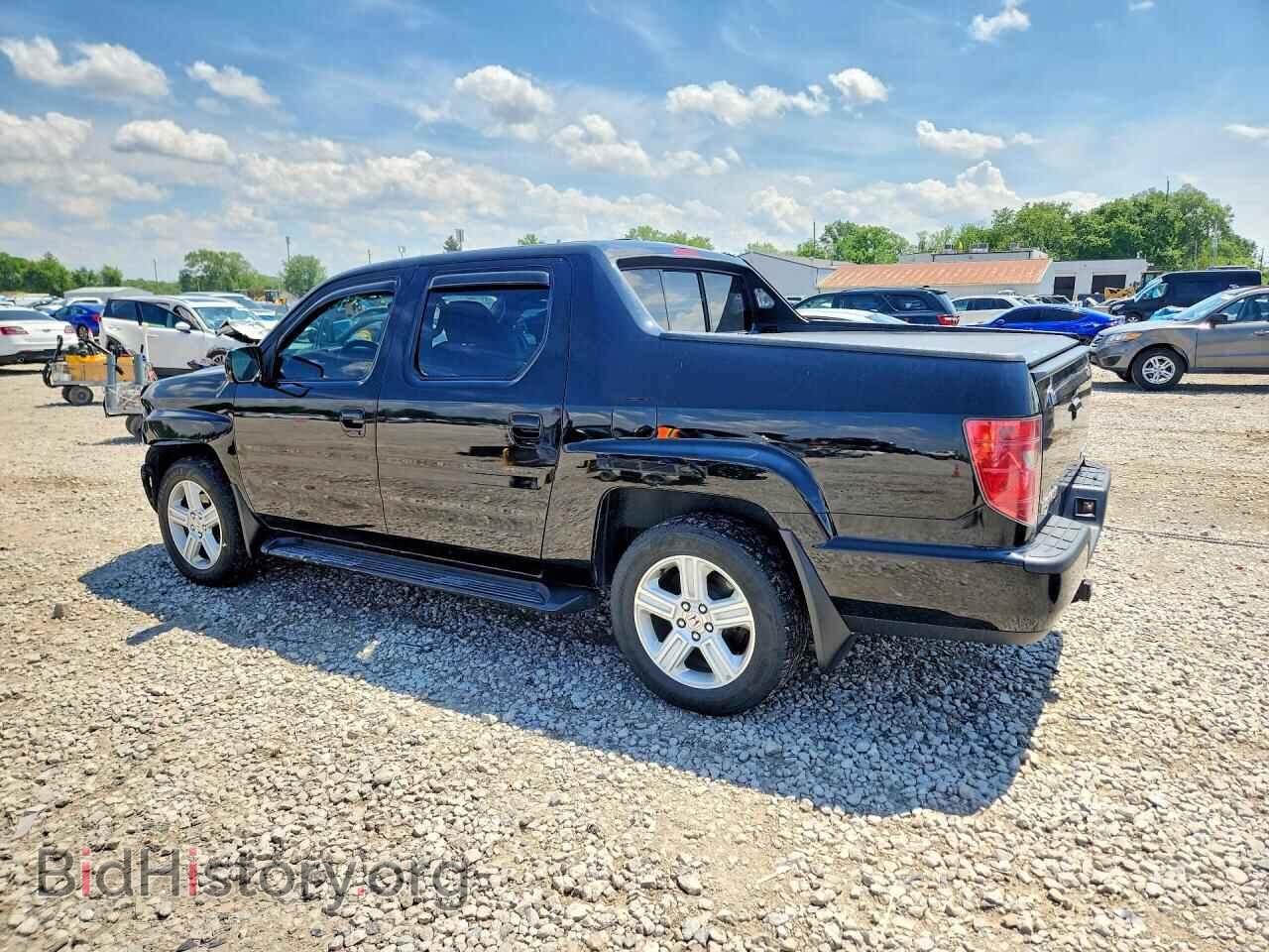 2011 HONDA RIDGELINE - VIN: 5FPYK1F5XBB001982 - Photo 2