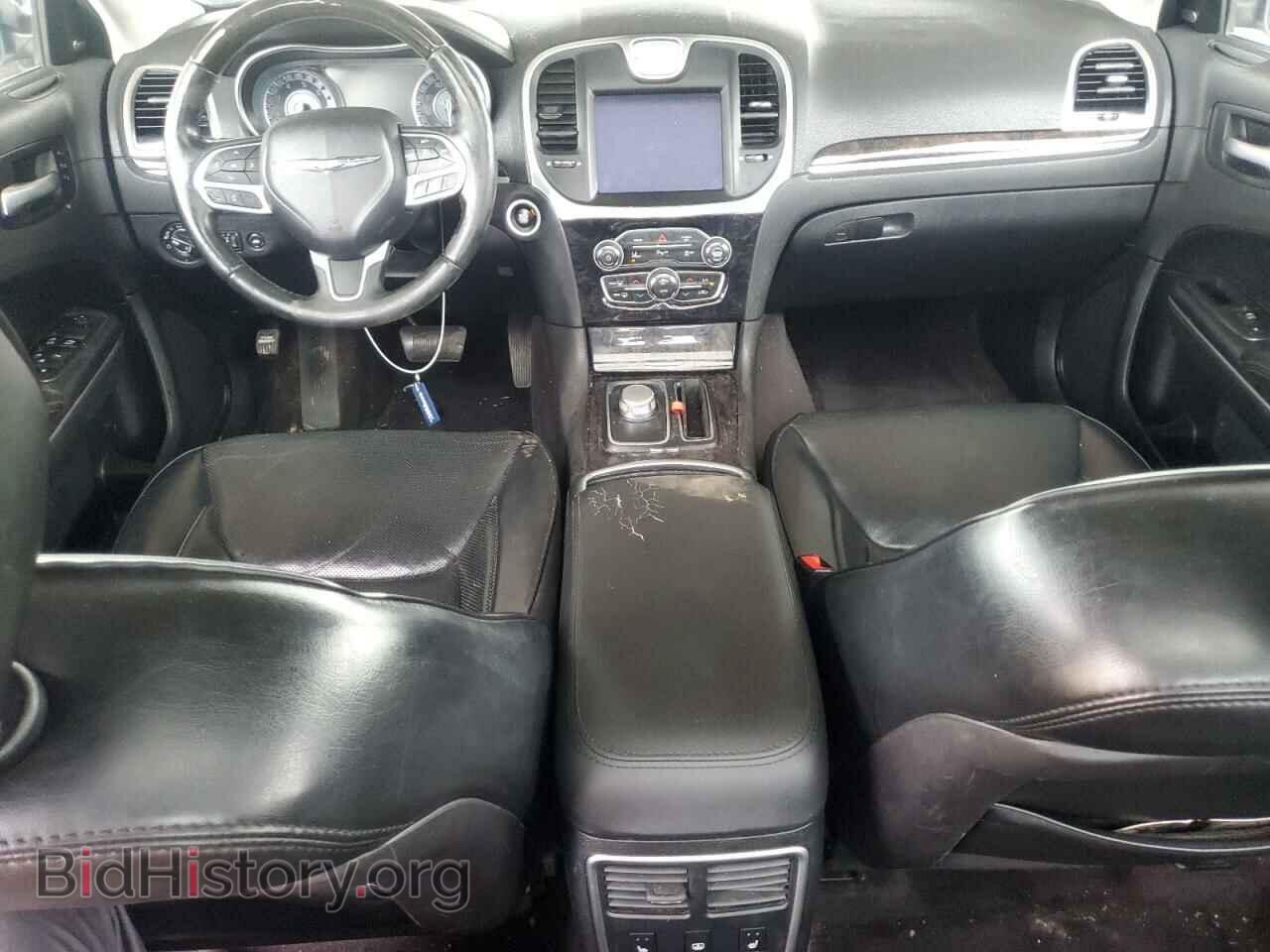 2017 CHRYSLER 300 - VIN: 2C3CCAKG4HH582779 - Фото 8