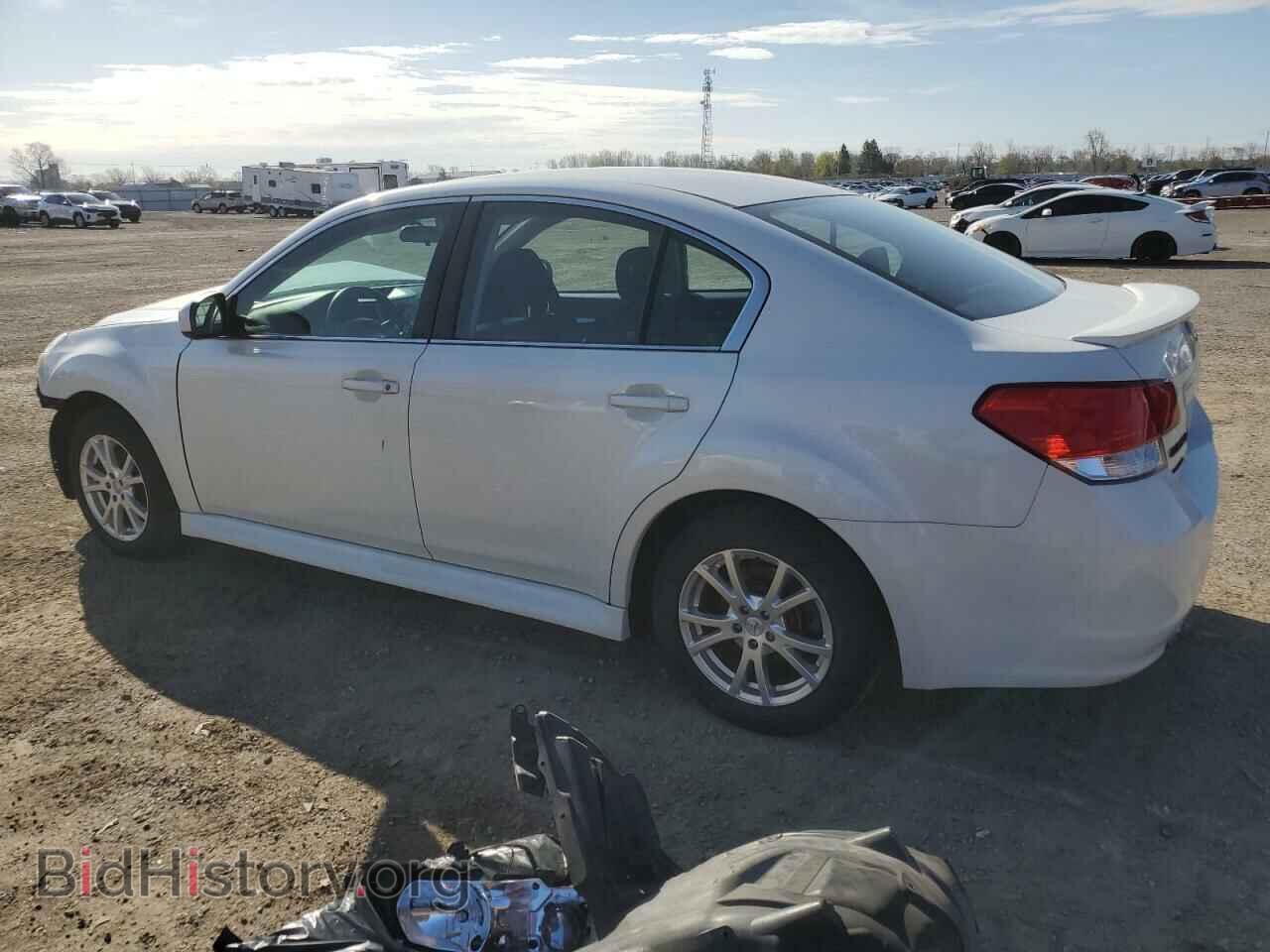 2014 SUBARU LEGACY - VIN: 4S3BMGB67E3011302 - Фото 2