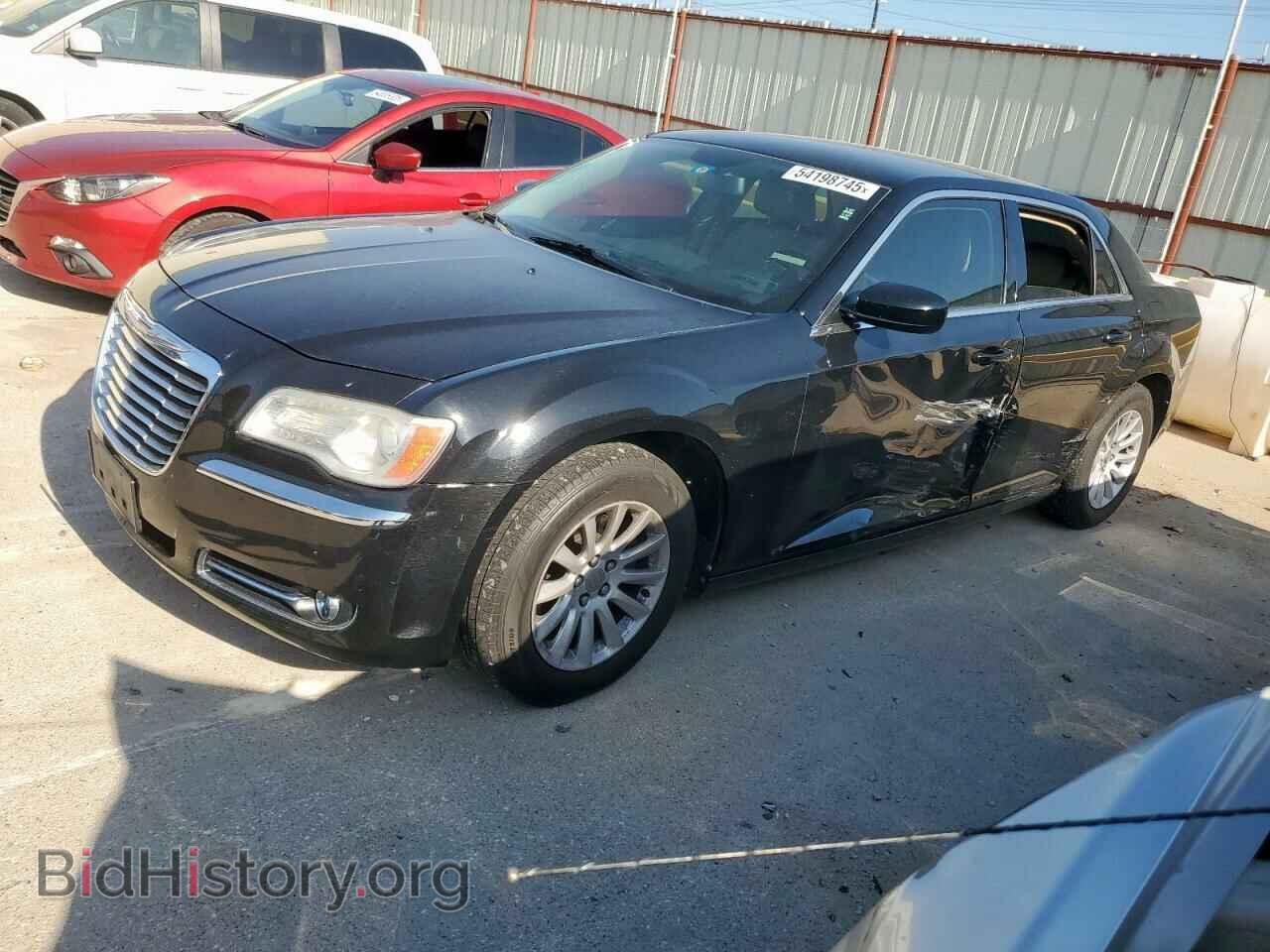 Фотография 2C3CCAAG4EH184730 - CHRYSLER 300 2014