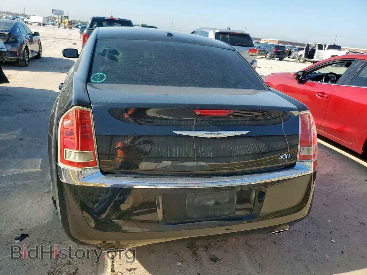 2014 CHRYSLER 300 - VIN: 2C3CCAAG4EH184730 - Фото 6