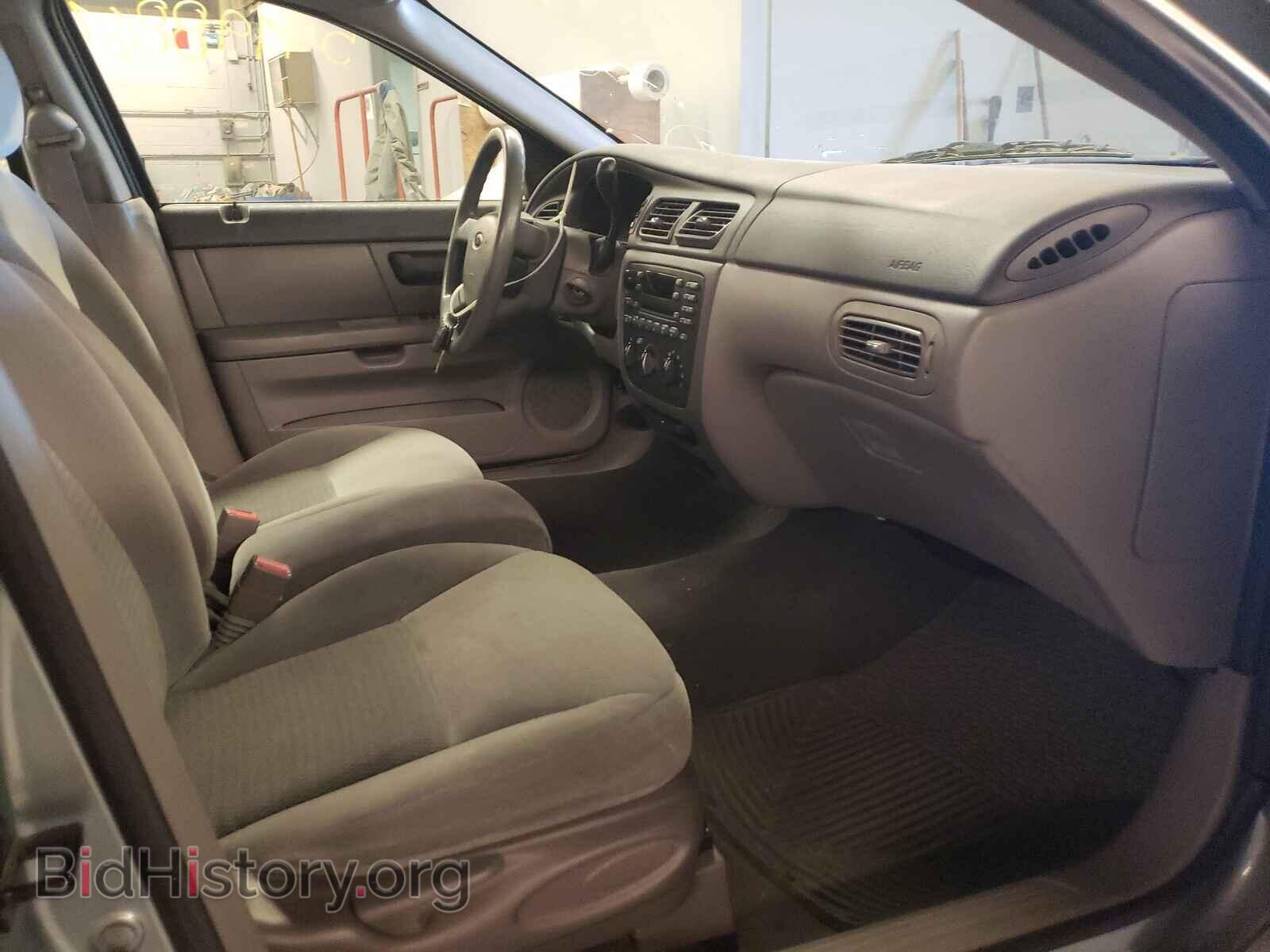 2007 FORD TAURUS - VIN: 1FAFP53U17A211655 - Фото 5