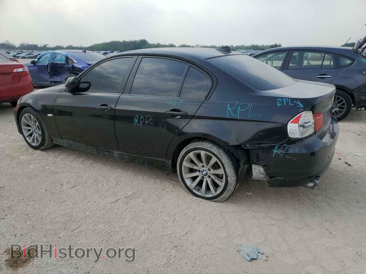 2011 BMW 3 SERIES - VIN: WBAPH7C54BE675330 - Фото 2