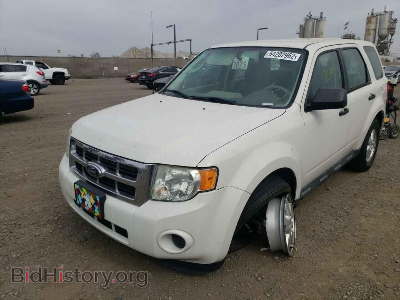 2012 FORD ESCAPE - VIN: 1FMCU0C78CKC85061 - Фото 2