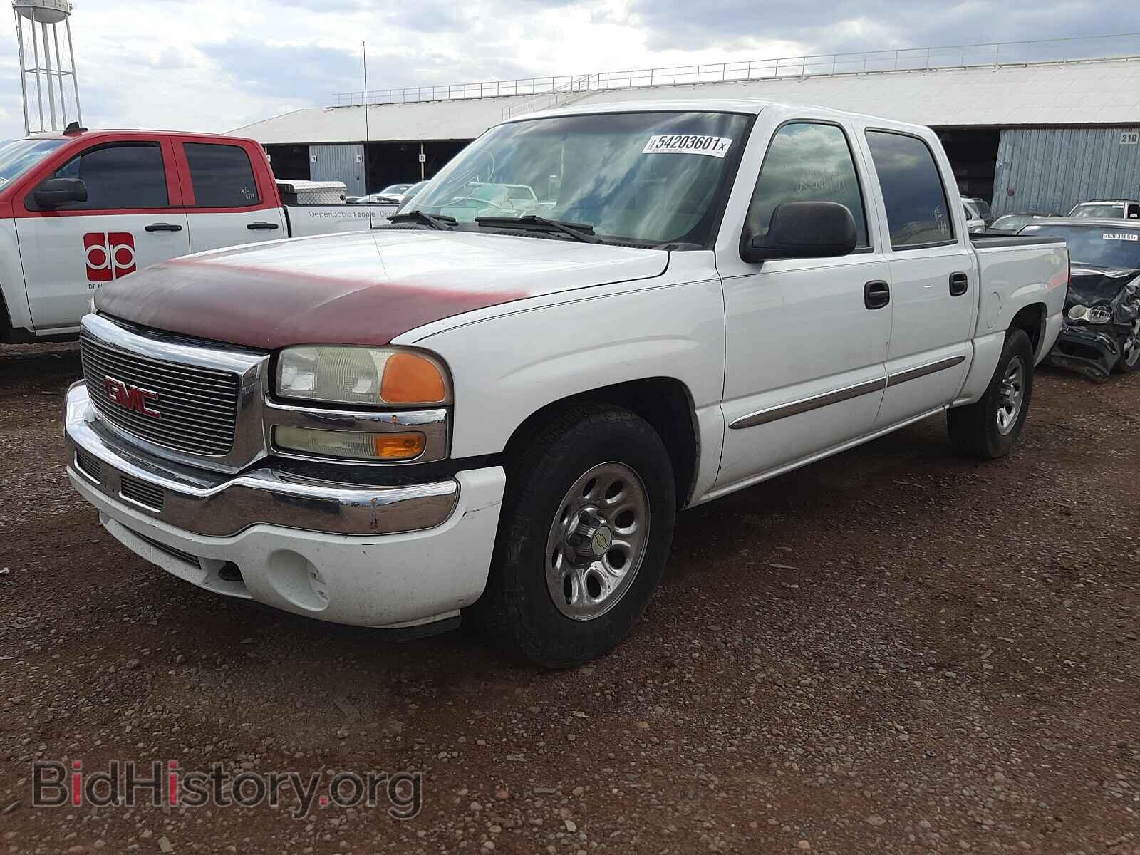 2007 GMC SIERRA - VIN: 2GTEC13V071138422 - Фото 2