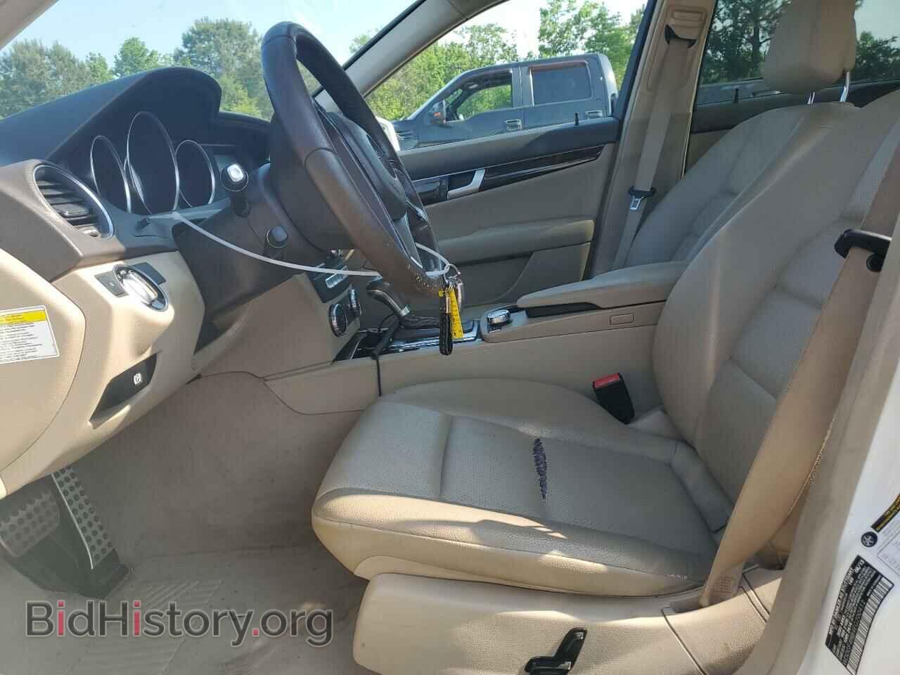 2014 MERCEDES-BENZ C-CLASS - VIN: WDDGF4HB4EG200412 - Фото 7