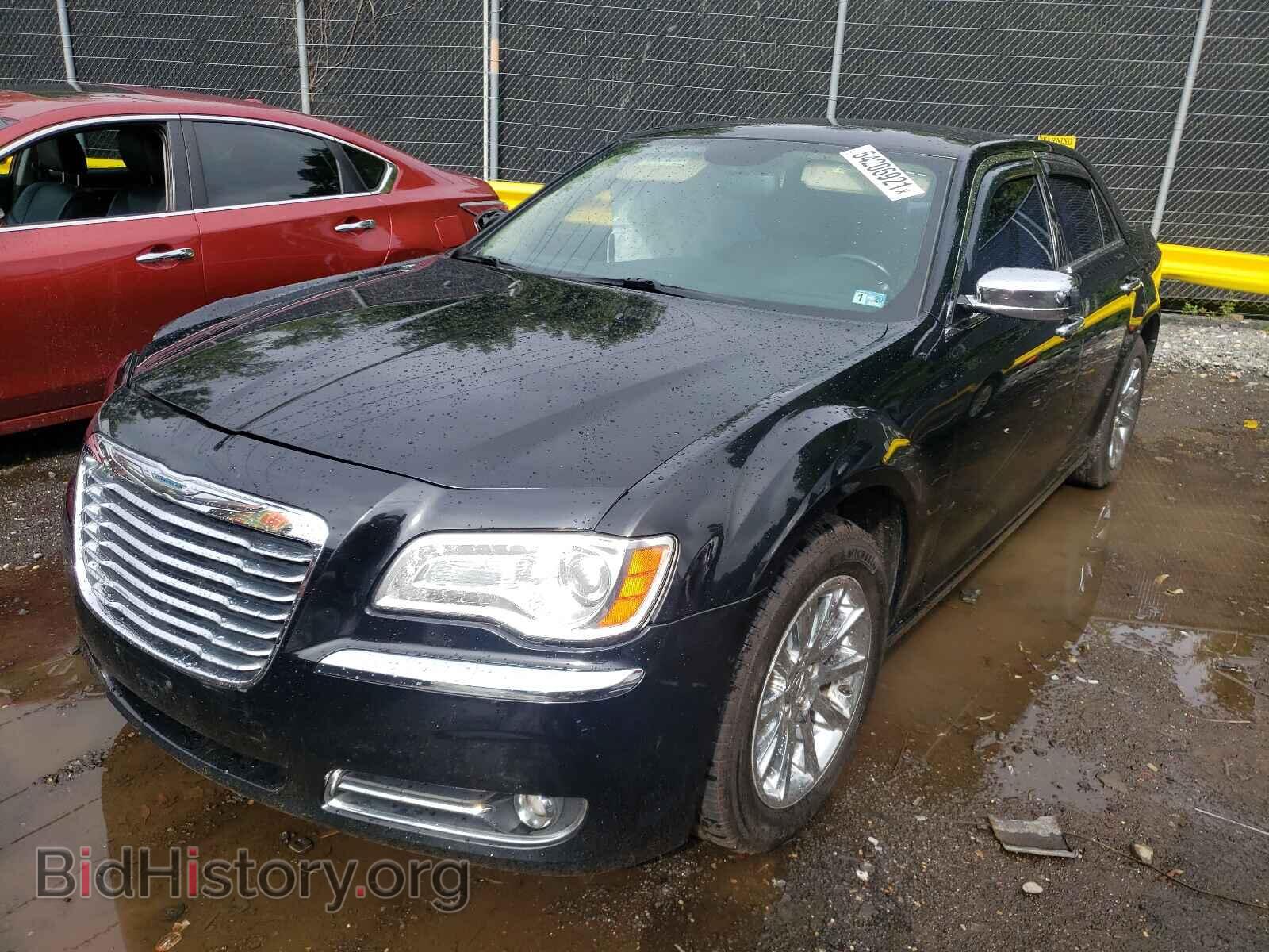 2011 CHRYSLER 300 - VIN: 2C3CA5CG6BH595679 - Фото 2