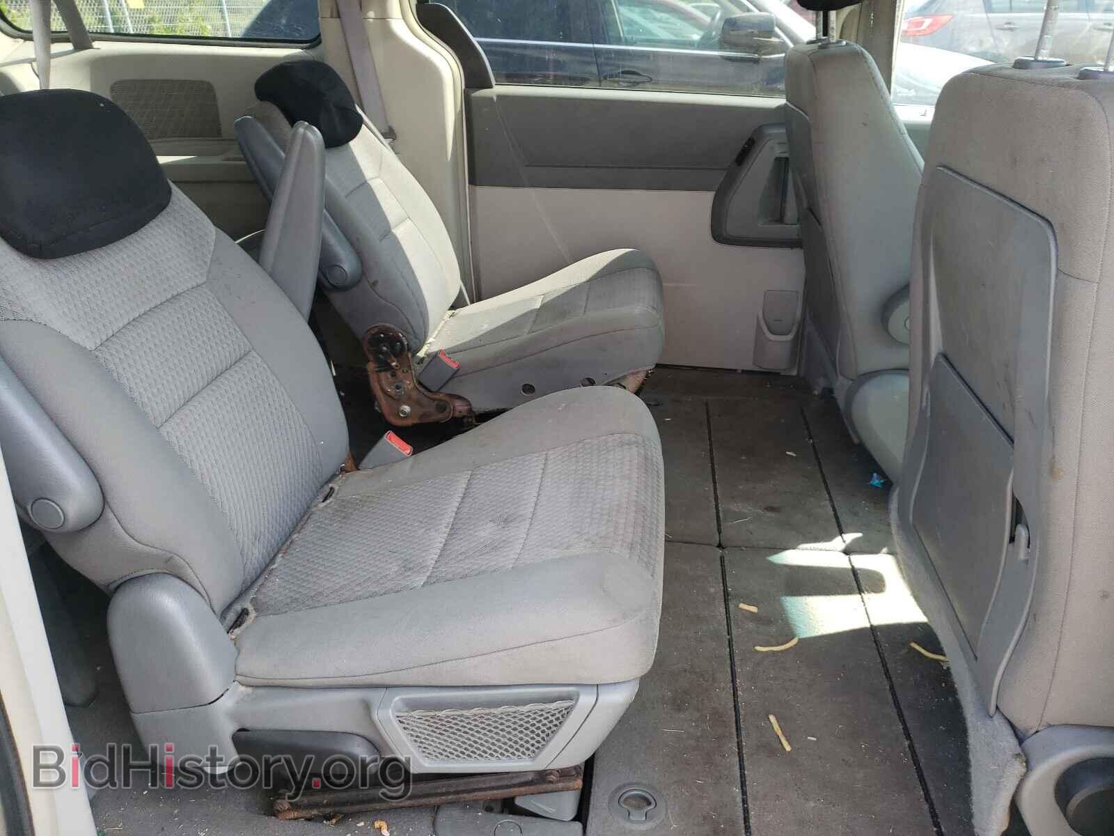 2008 CHRYSLER MINIVAN - VIN: 2A8HR54P18R671751 - Фото 6