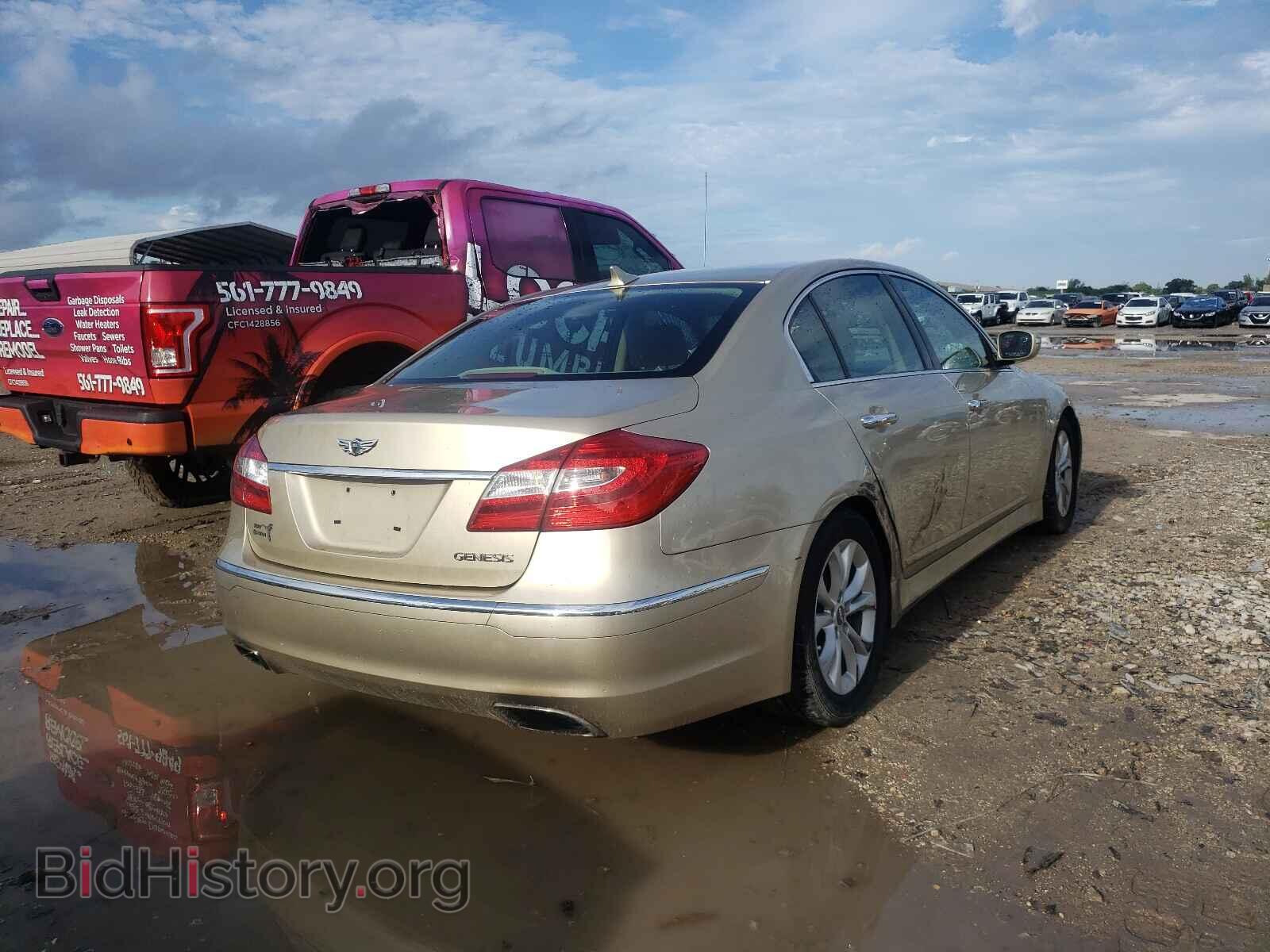 2012 HYUNDAI GENESIS - VIN: KMHGC4DD5CU181082 - Фото 4