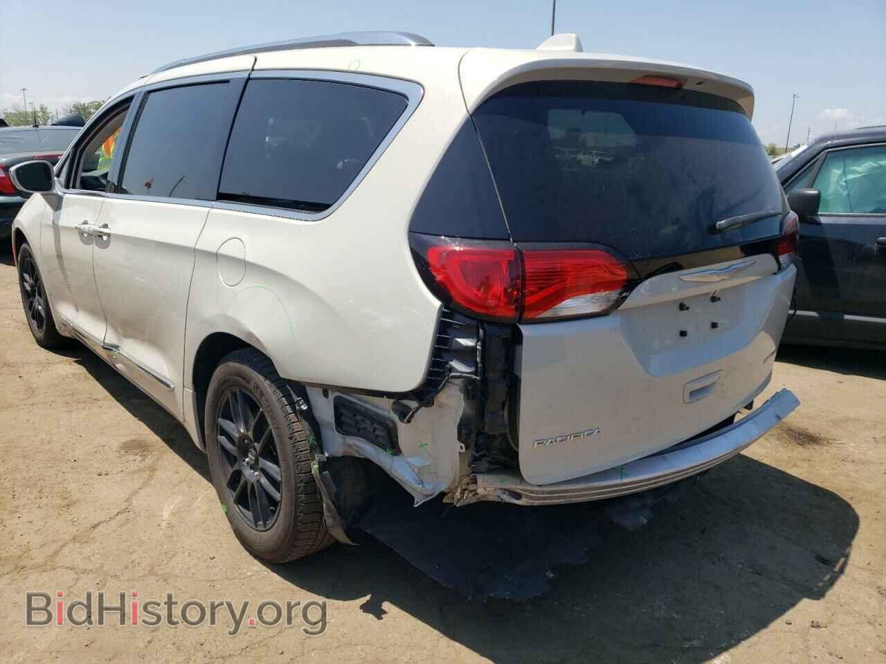 2017 CHRYSLER PACIFICA - VIN: 2C4RC1GG4HR771277 - Photo 2