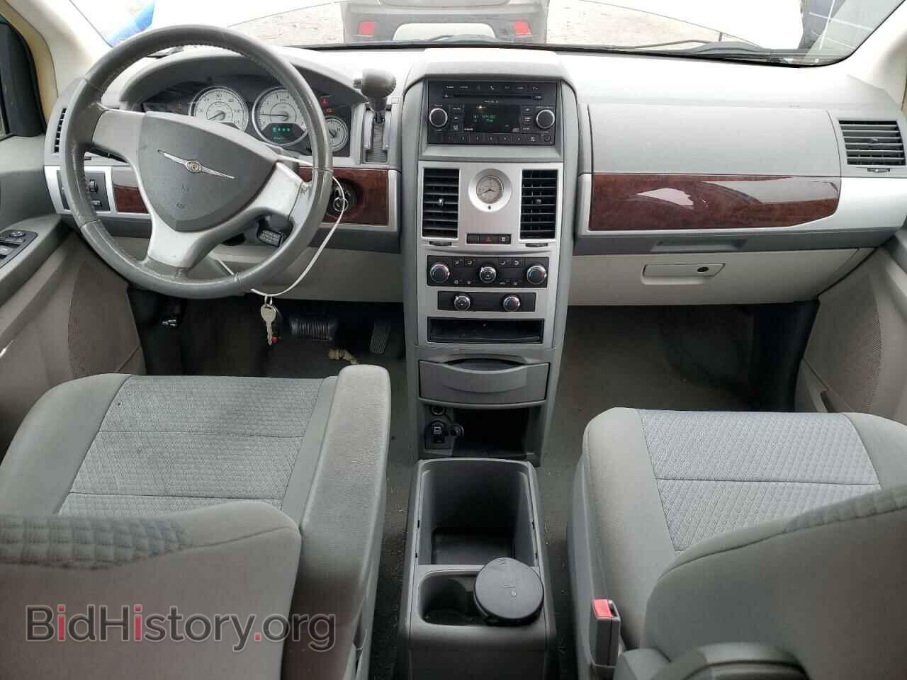 2010 CHRYSLER MINIVAN - VIN: 2A4RR5D19AR285179 - Фото 8
