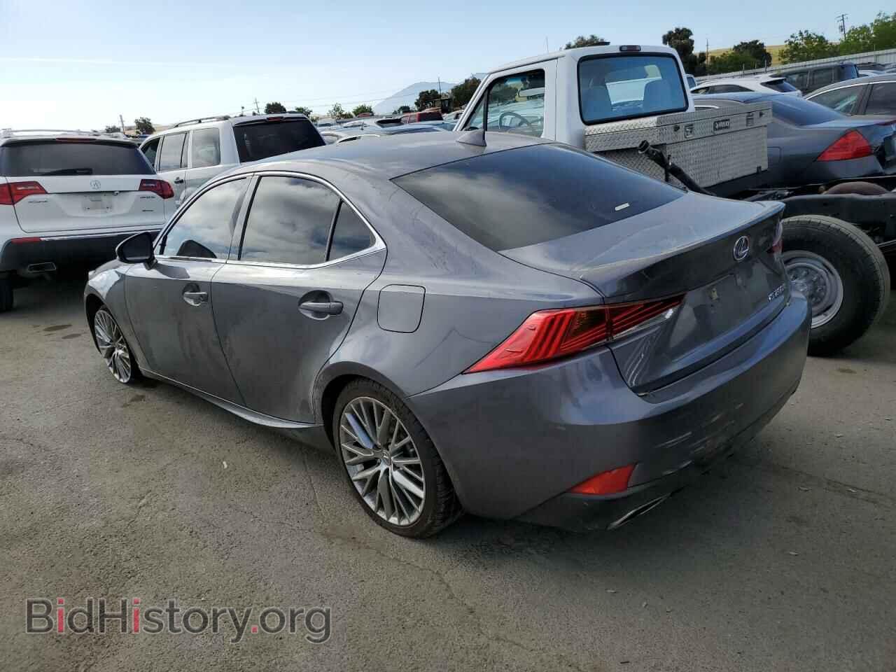 2017 LEXUS IS - VIN: JTHBA1D28H5050097 - Фото 2