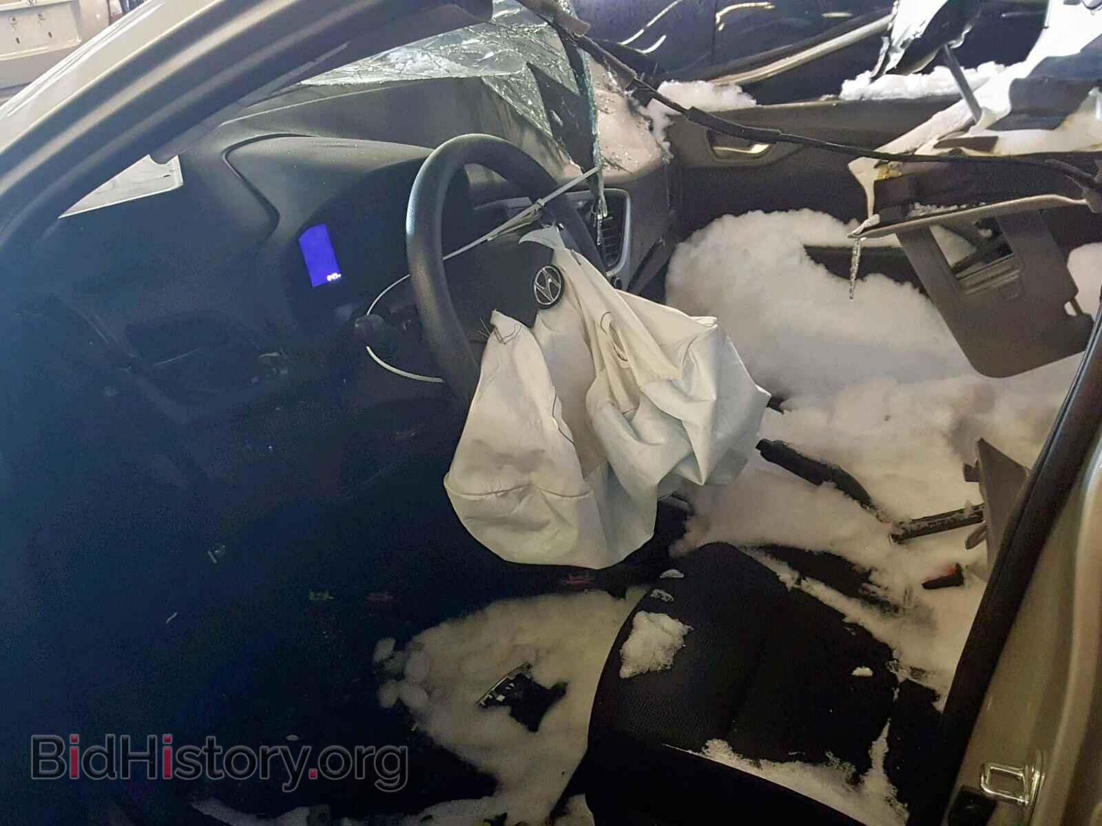 2019 HYUNDAI ACCENT - VIN: 3KPC24A35KE076301 - Фото 5