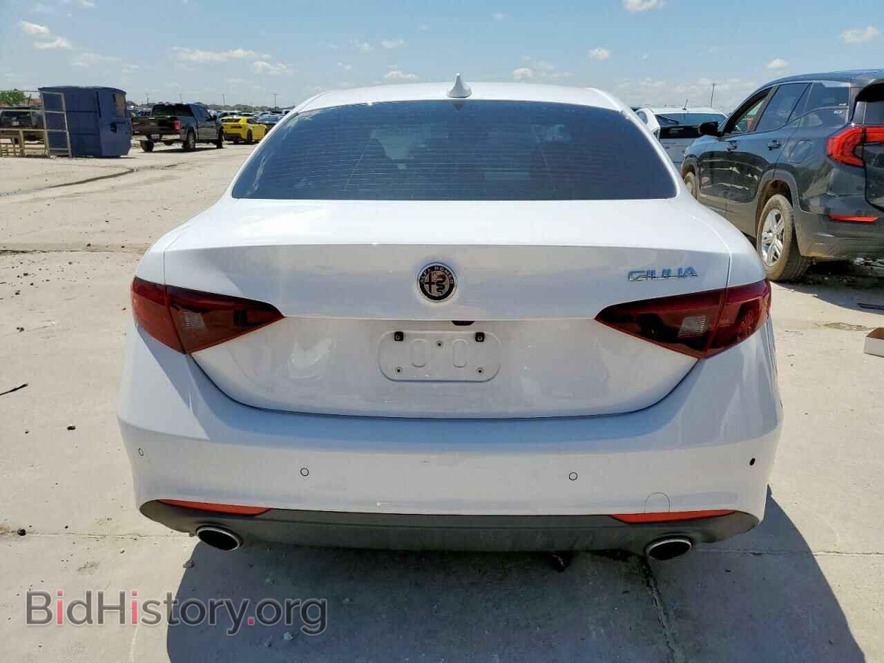 2017 ALFA ROMEO GIULIA - VIN: ZARFAEBN2H7557756 - Фото 6