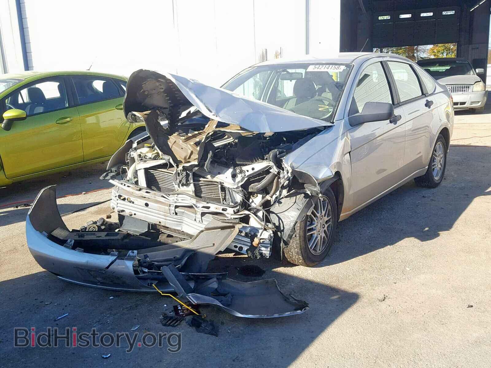 2009 FORD FOCUS - VIN: 1FAHP35N79W234172 - Фото 2