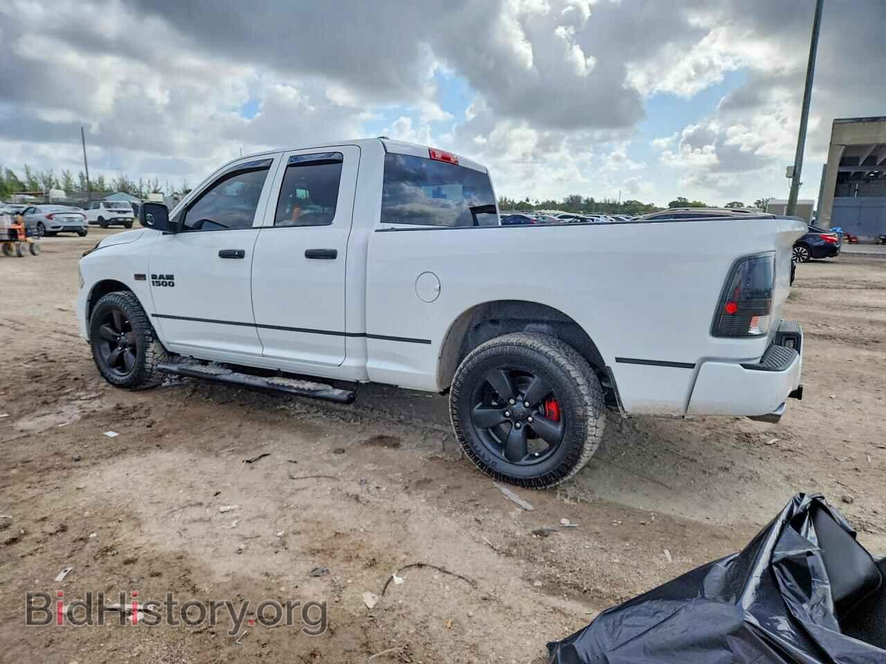 2018 RAM 1500 - VIN: 1C6RR6FT5JS238943 - Фото 2